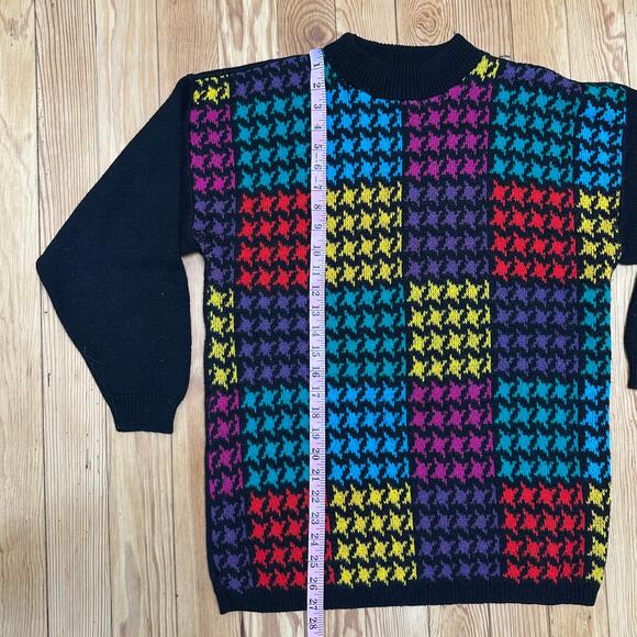 Vintage 80s Pinwheel Intarsia Knit Sweater - Women's Medium - Picture 4 of 7
